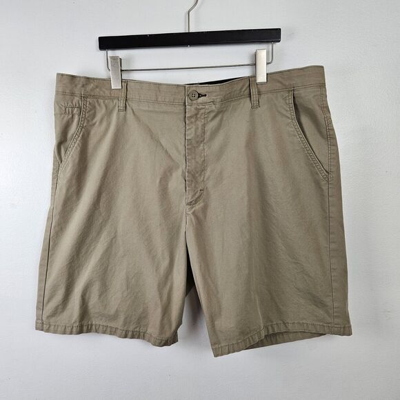 Wrangler Authentic Mens Sz 42 Khaki Flat Front Chino Shorts Beige Lightweight - Picture 1 of 12